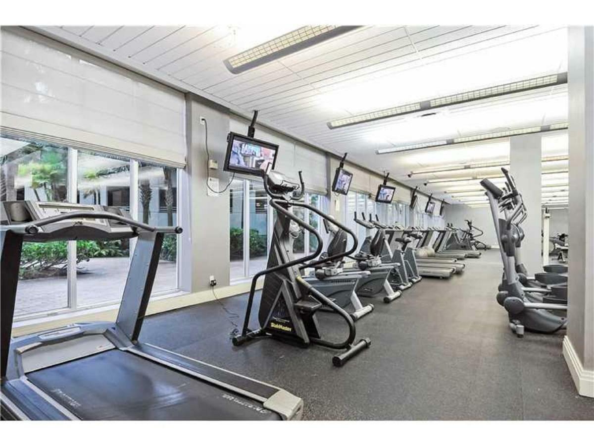 Miami Hollywood Condo For 4 People 001-21Vic Exteriör bild
